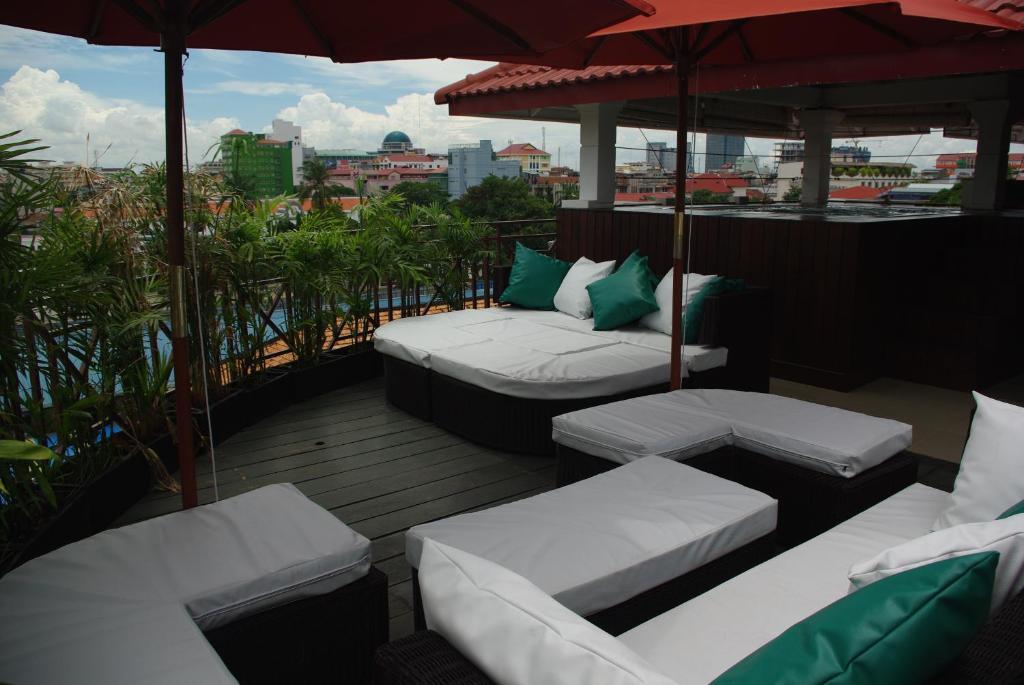 Cyclo Hotel-Bar-Restaurant Phnom Penh Ngoại thất bức ảnh