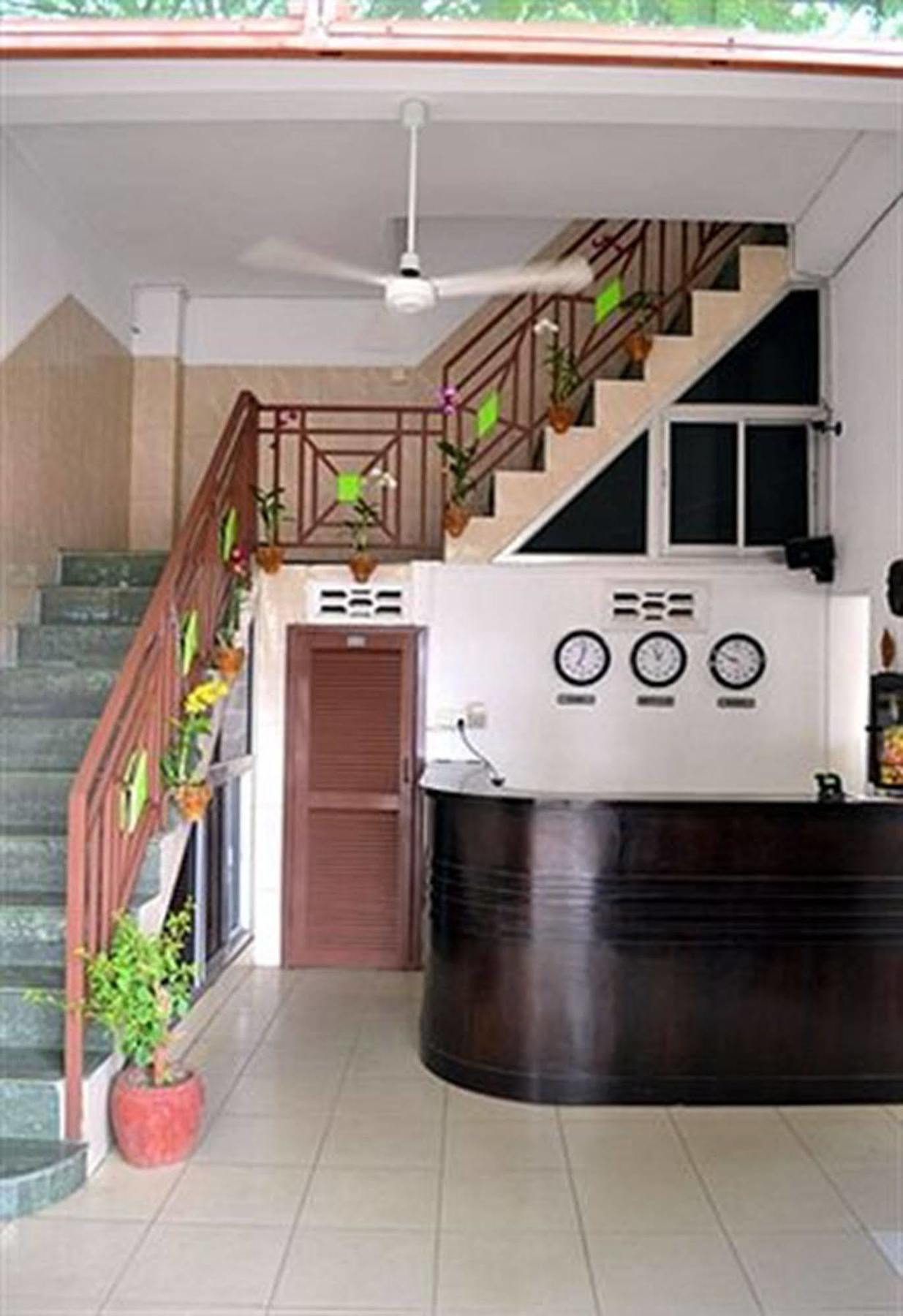 Cyclo Hotel-Bar-Restaurant Phnom Penh Ngoại thất bức ảnh