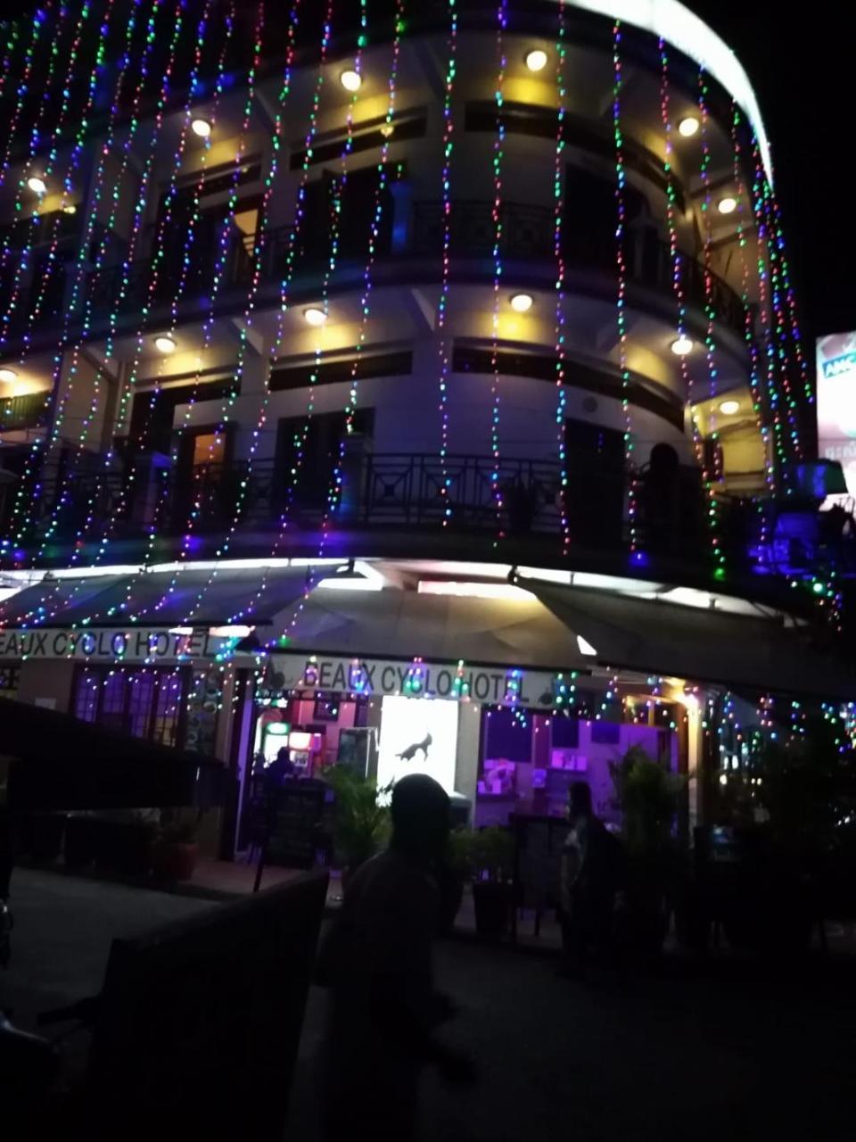 Cyclo Hotel-Bar-Restaurant Phnom Penh Ngoại thất bức ảnh