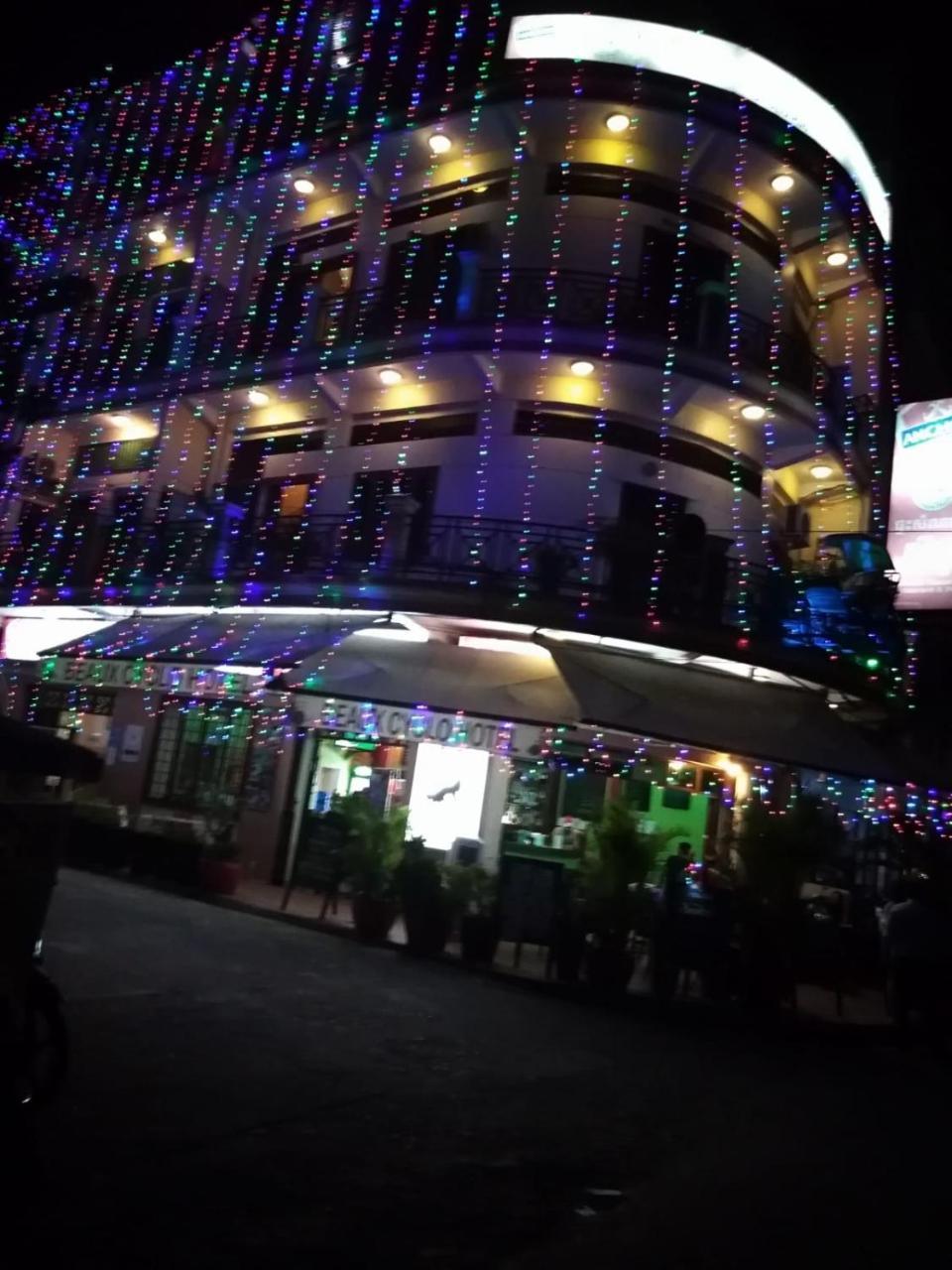 Cyclo Hotel-Bar-Restaurant Phnom Penh Ngoại thất bức ảnh